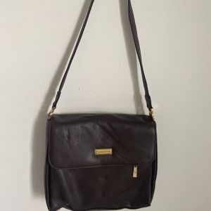 Vintage ‘Carriage Court’ bag.